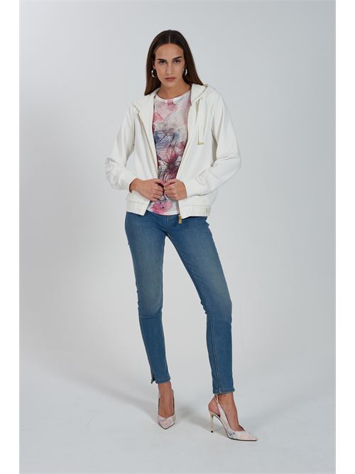  YES ZEE | T243 Y302/2425